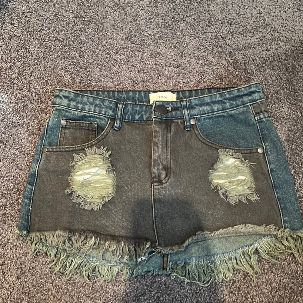 Size 4 denim skirt